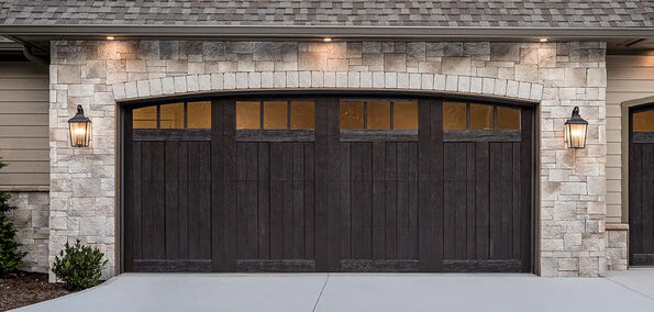 canyonridge5l-garage-door