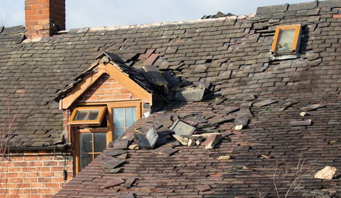 damge-roof-need-repair
