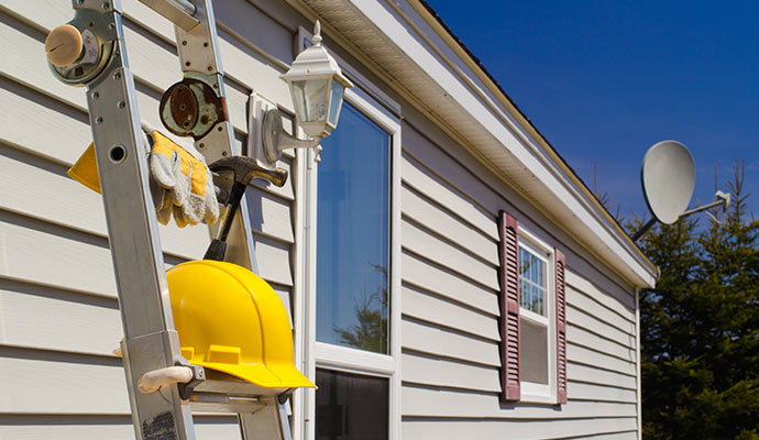 professionals-siding-maintenance-equipment