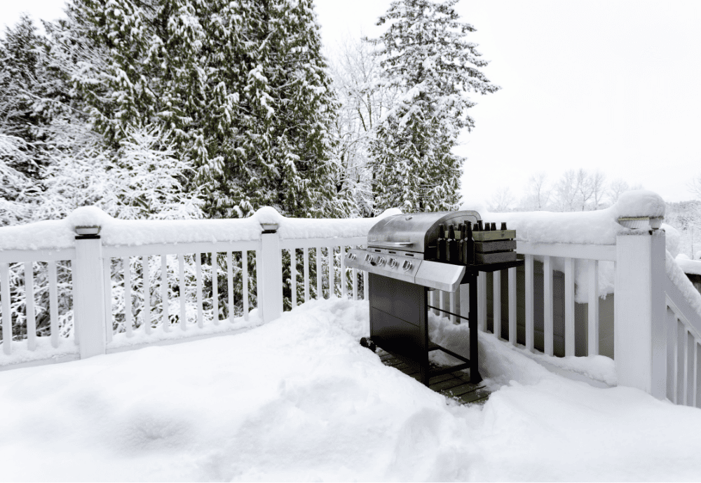 Winter Deck Maintenance Tips in Connecticut